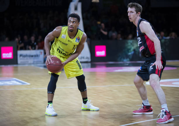 一时间成为 一时间成为