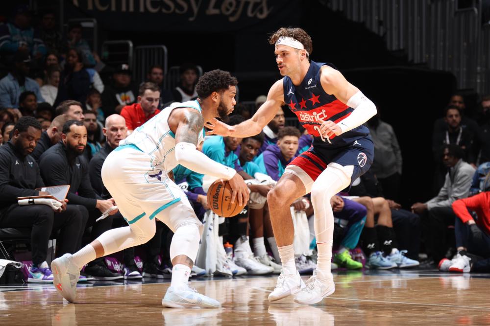 他的扑救反 他的扑救反