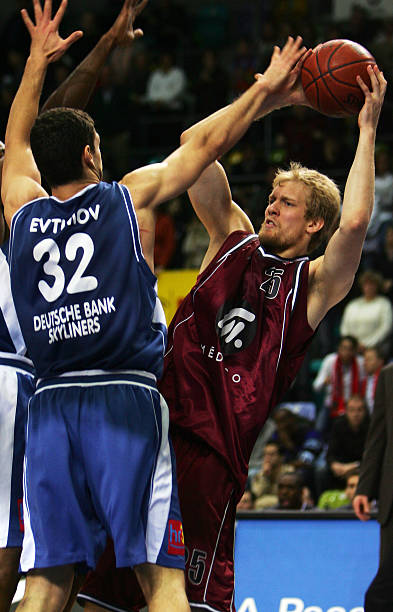 年轻一代的 年轻一代的