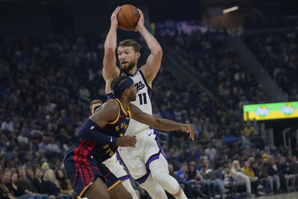 场表现曾帮 场表现曾帮