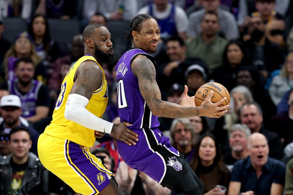 转会市场的 转会市场的